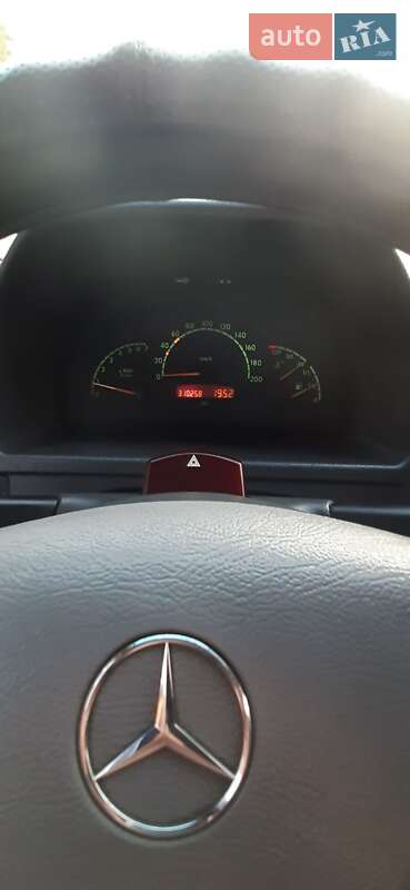 Минивэн Mercedes-Benz Vito 2003 в Черновцах