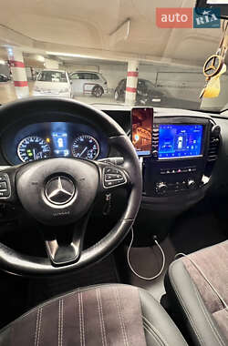 Минивэн Mercedes-Benz Vito 2015 в 