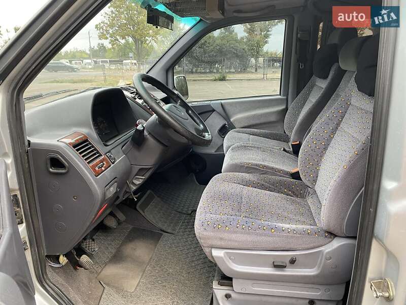 Мінівен Mercedes-Benz Vito 1998 в Кривому Розі