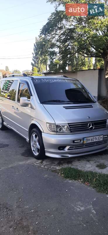 Вантажопасажирський фургон Mercedes-Benz Vito 2003 в Одесі