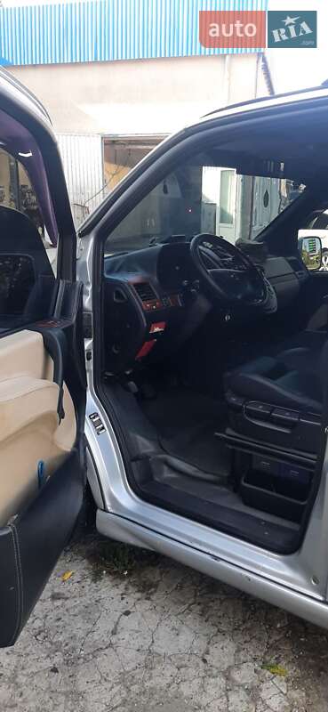 Вантажопасажирський фургон Mercedes-Benz Vito 2003 в Одесі