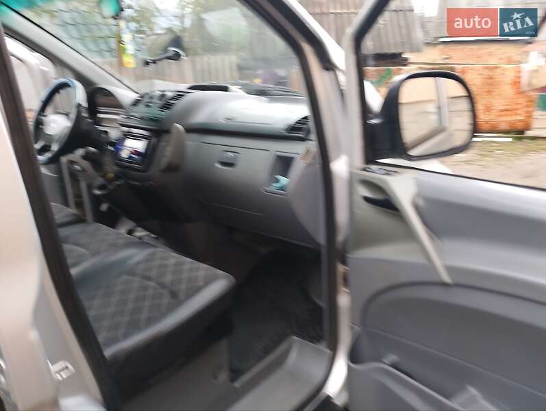 Минивэн Mercedes-Benz Vito 2004 в Ужгороде