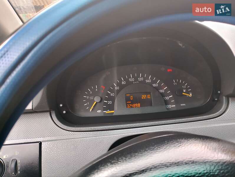Минивэн Mercedes-Benz Vito 2004 в Ужгороде