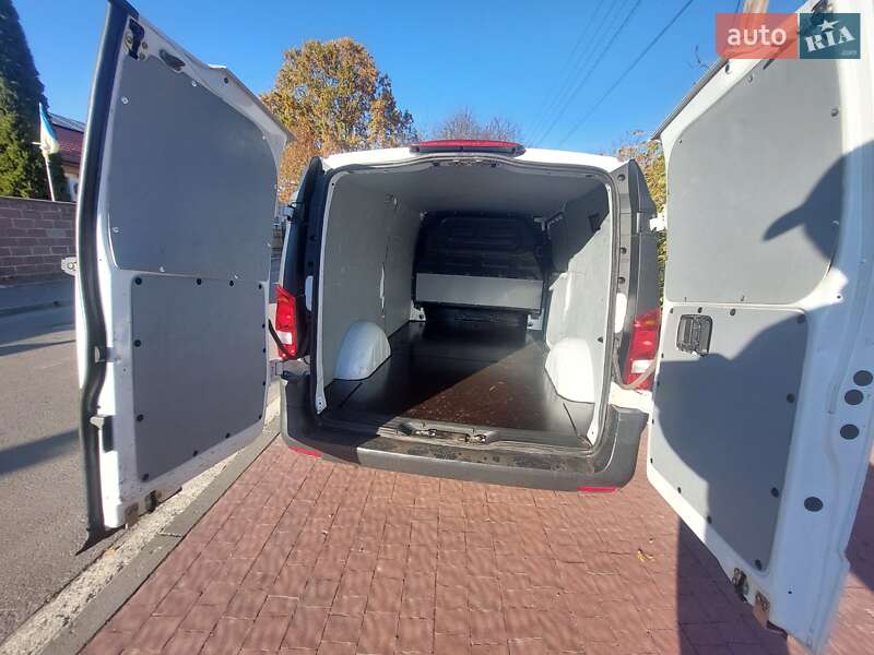 Вантажний фургон Mercedes-Benz Vito 2018 в Здолбуніві