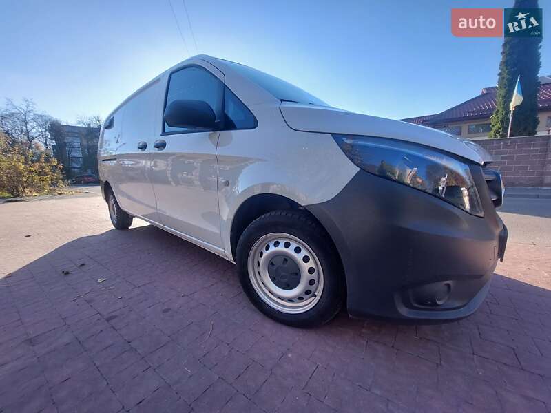 Вантажний фургон Mercedes-Benz Vito 2018 в Здолбуніві