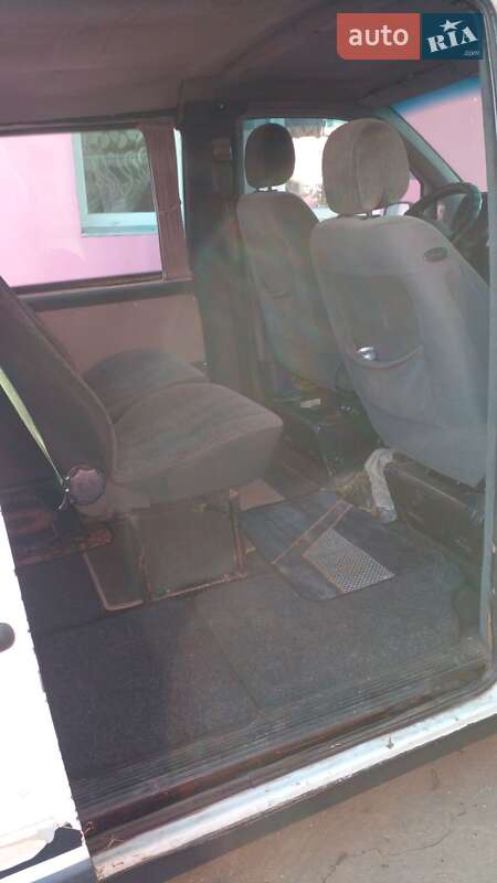 Минивэн Mercedes-Benz Vito 2001 в Николаеве