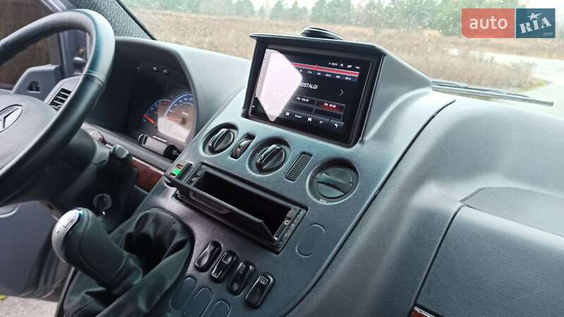 Минивэн Mercedes-Benz Vito 1999 в Дымере фото 12 Минивэн Mercedes-Benz Vito 1999 в Дымере