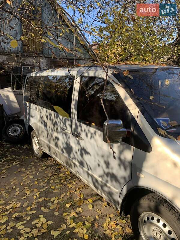 Мінівен Mercedes-Benz Vito 1997 в Бучі