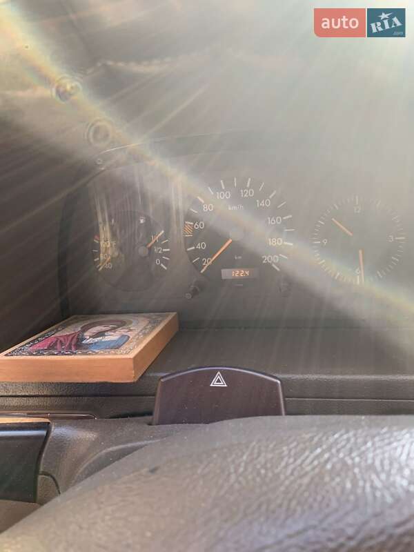 Мінівен Mercedes-Benz Vito 1997 в Бучі