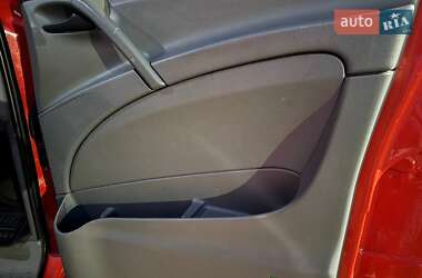 Мінівен Mercedes-Benz Vito 2006 в 