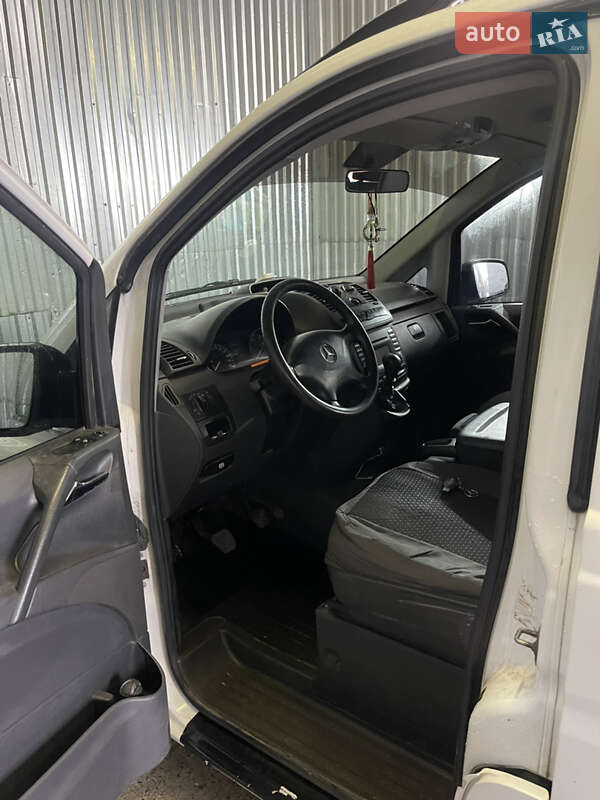 Минивэн Mercedes-Benz Vito 2012 в Перегинском