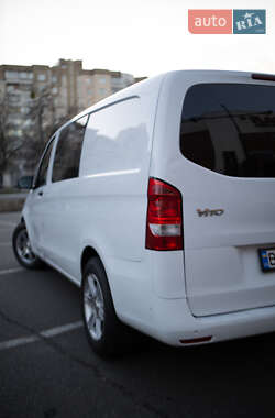 Вантажопасажирський фургон Mercedes-Benz Vito 2014 в Рокитному