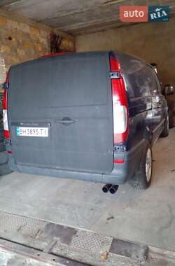 Вантажний фургон Mercedes-Benz Vito 2005 в Одесі