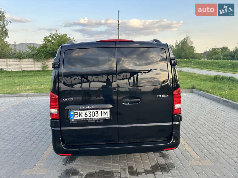 Минивэн Mercedes-Benz Vito 2015 в Ровно