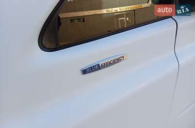 Минивэн Mercedes-Benz Vito 2012 в 