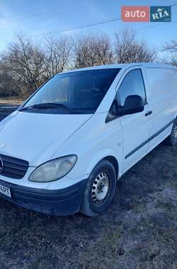 Вантажний фургон Mercedes-Benz Vito 2004 в Дніпрі