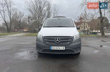 Вантажний фургон Mercedes-Benz Vito 2015 в Києві