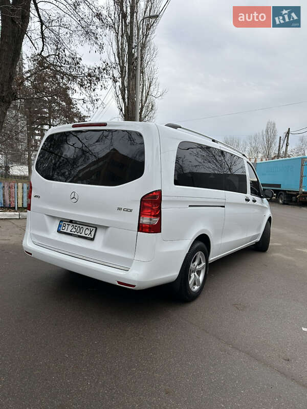 Минивэн Mercedes-Benz Vito 2016 в Киеве