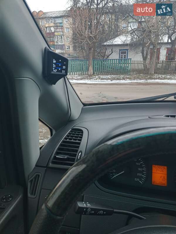 Минивэн Mercedes-Benz Vito 2010 в Черняхове