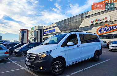 Минивэн Mercedes-Benz Vito 2015 в 