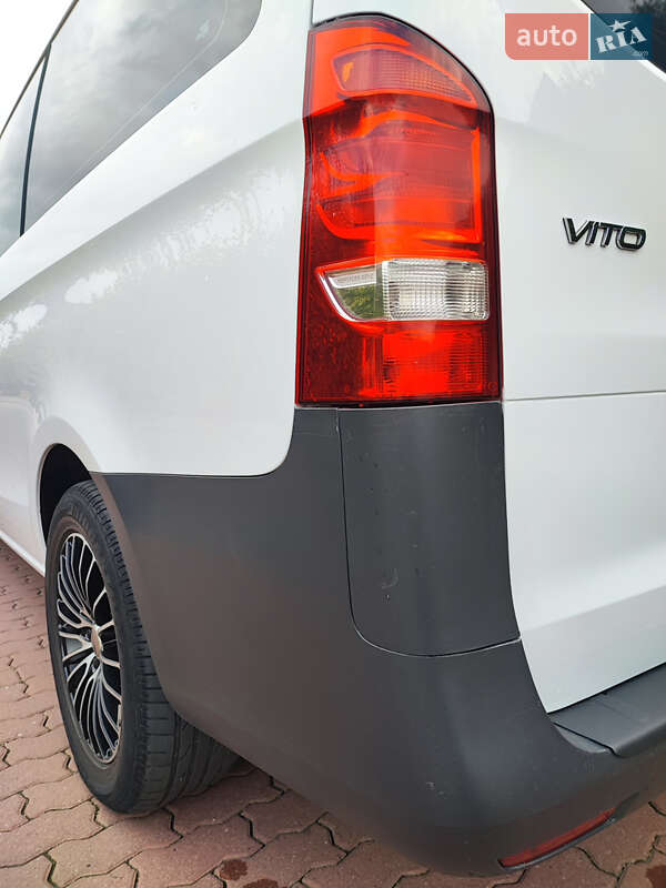 Минивэн Mercedes-Benz Vito 2015 в Черновцах