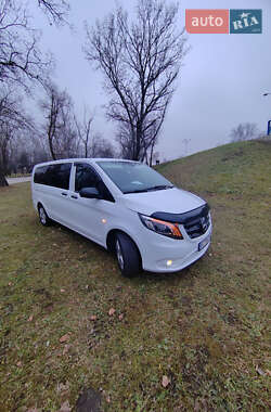Минивэн Mercedes-Benz Vito 2020 в 