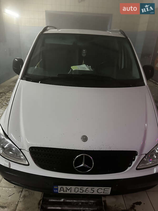 Грузовой фургон Mercedes-Benz Vito 2006 в Попельне
