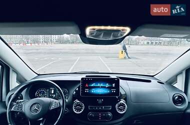 Минивэн Mercedes-Benz Vito 2020 в 