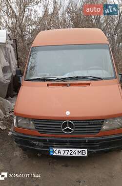 Вантажний фургон Mercedes-Benz Vito 1996 в Василькові