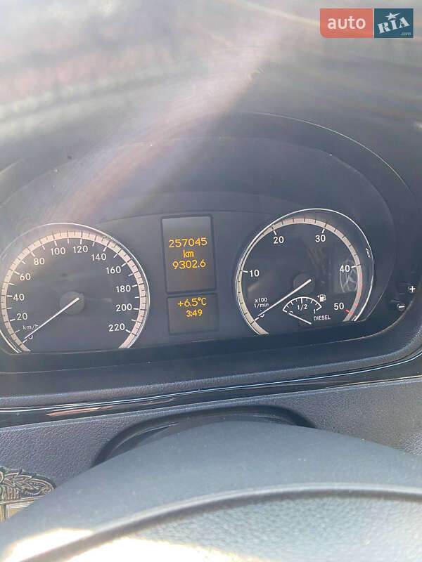 Минивэн Mercedes-Benz Vito 2012 в Сокирянах