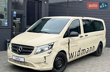 Минивэн Mercedes-Benz Vito 2016 в Черновцах