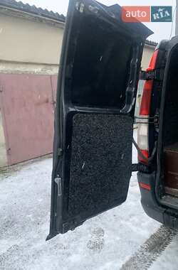 Грузовой фургон Mercedes-Benz Vito 2005 в Кременце