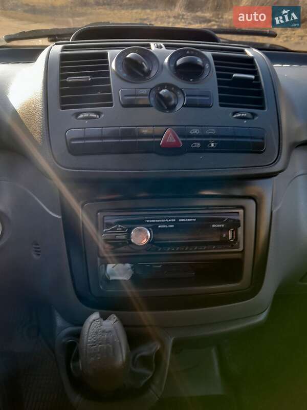 Минивэн Mercedes-Benz Vito 2006 в Старом Самборе