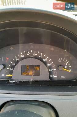 Минивэн Mercedes-Benz Vito 2006 в 