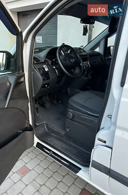 Вантажний фургон Mercedes-Benz Vito 2012 в 