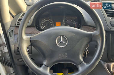 Минивэн Mercedes-Benz Vito 2011 в 