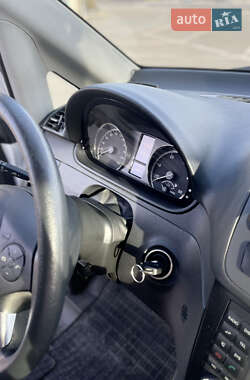 Мінівен Mercedes-Benz Vito 2014 в 
