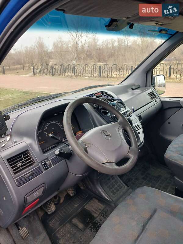 Минивэн Mercedes-Benz Vito 2000 в Киеве