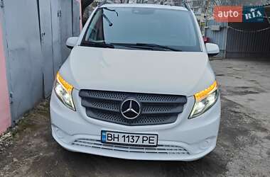 Минивэн Mercedes-Benz Vito 2017 в 