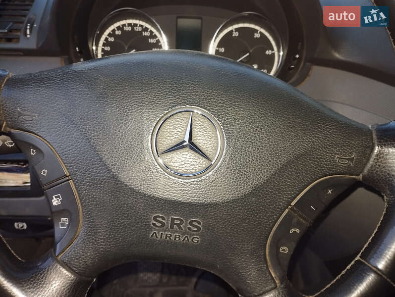 Минивэн Mercedes-Benz Vito 2008 в Городковке