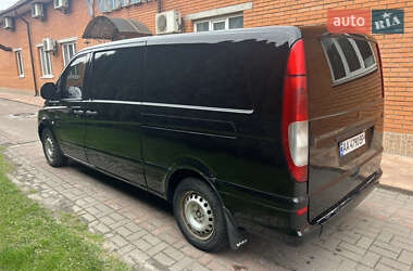 Вантажопасажирський фургон Mercedes-Benz Vito 2005 в 