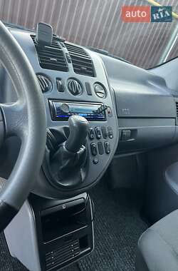 Минивэн Mercedes-Benz Vito 2003 в 