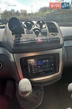 Минивэн Mercedes-Benz Vito 2004 в 