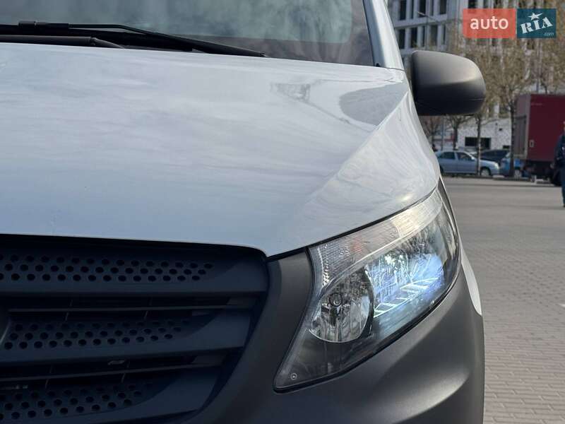 Вантажний фургон Mercedes-Benz Vito 2018 в Дніпрі