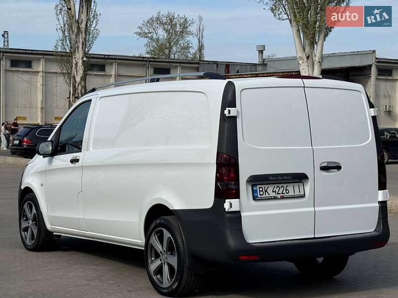 Вантажний фургон Mercedes-Benz Vito 2018 в Дніпрі