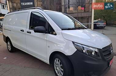 Грузовой фургон Mercedes-Benz Vito 2020 в 