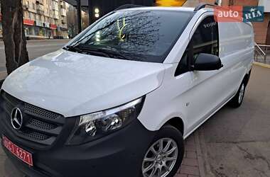 Грузовой фургон Mercedes-Benz Vito 2020 в 