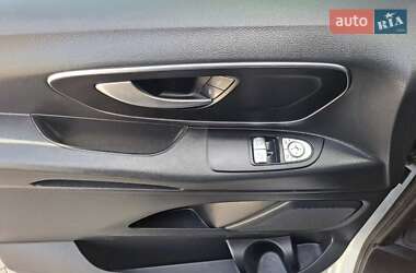 Грузовой фургон Mercedes-Benz Vito 2020 в 
