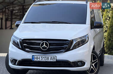 Грузовой фургон Mercedes-Benz Vito 2019 в 