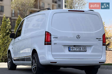 Грузовой фургон Mercedes-Benz Vito 2019 в 